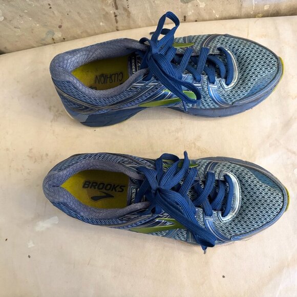 Brooks Adrenaline GTS 17 Running Shoes - Picture 4 of 7